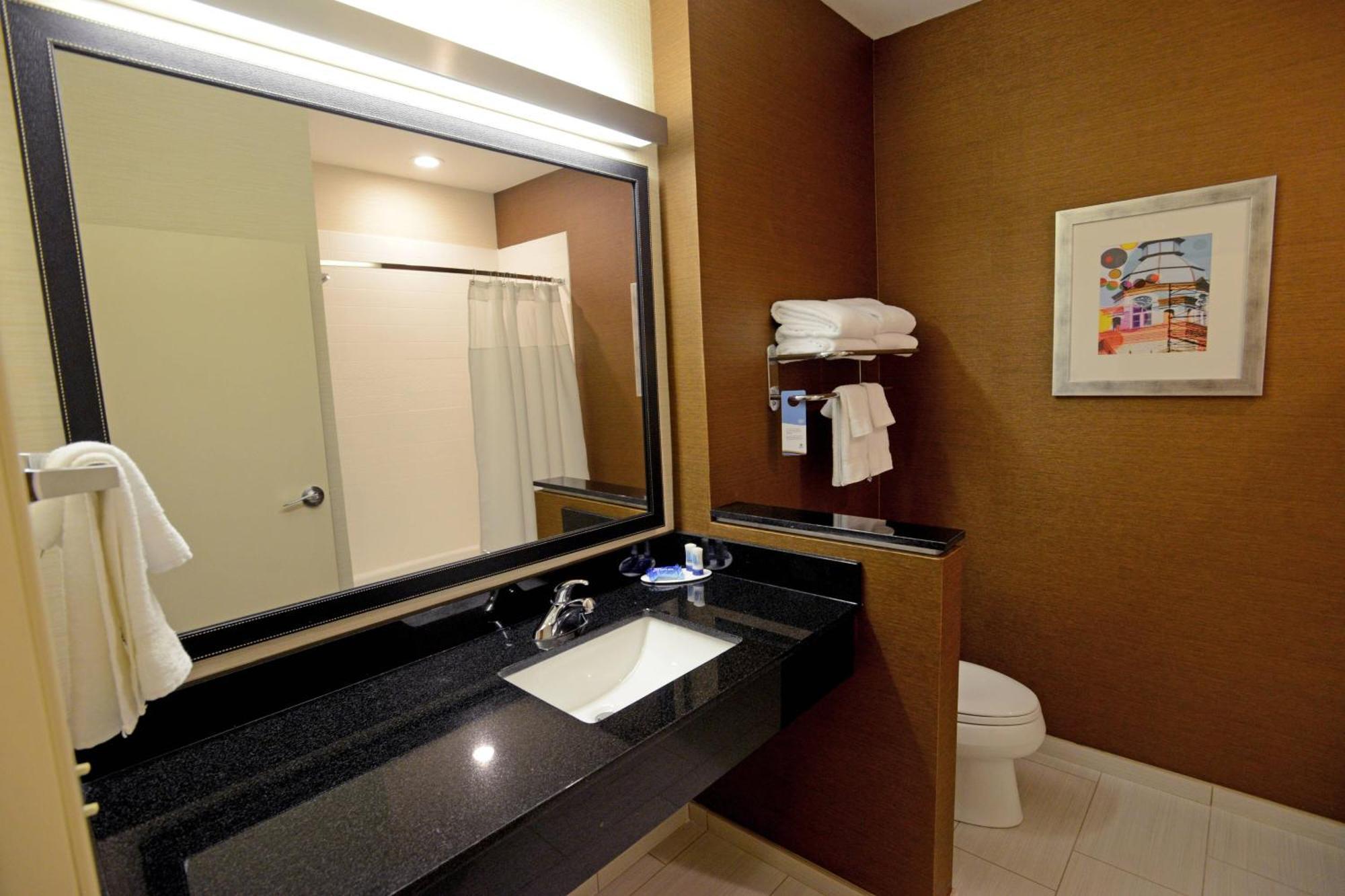 Fairfield Inn & Suites By Marriott Bowling Green Exterior photo